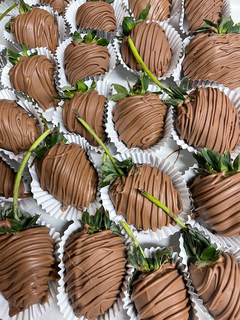 Fresh Hand-Dipped Chocolate Covered Strawberries